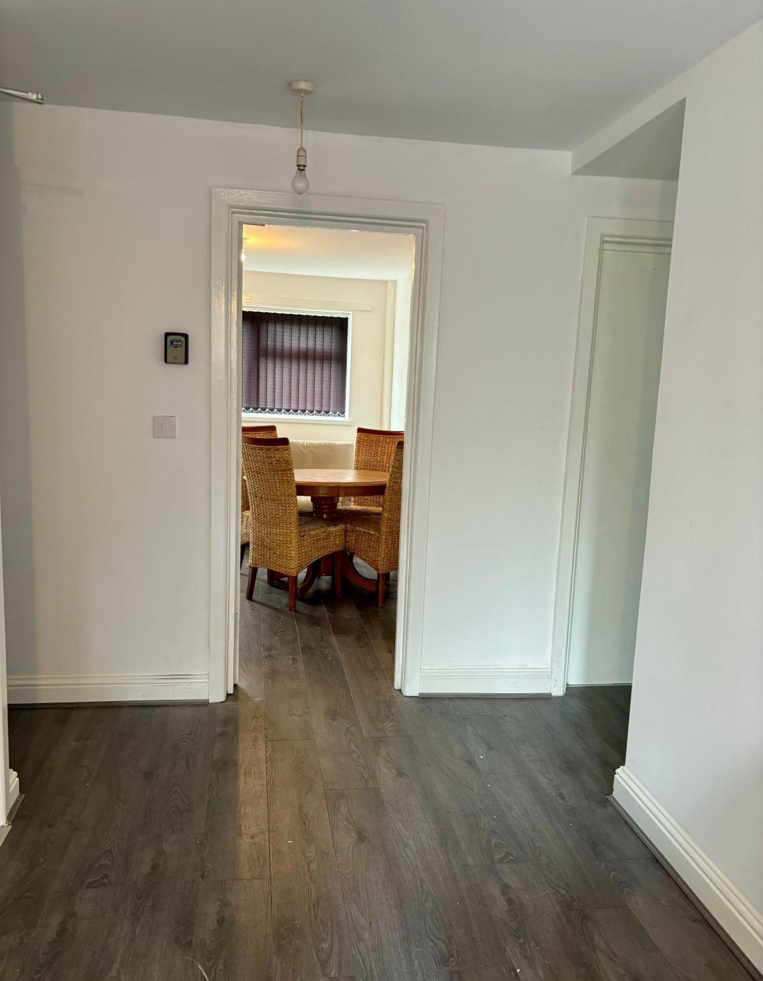 Stainless Guests House Hotel Дъдли Екстериор снимка