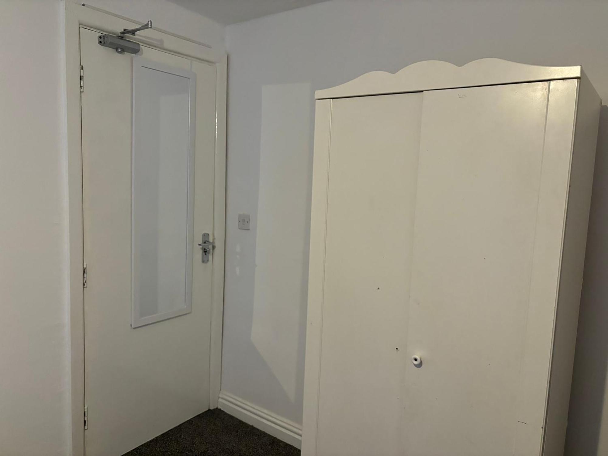 Stainless Guests House Hotel Дъдли Екстериор снимка